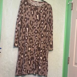 Leopard Print Long Sleeve Dress size 1x